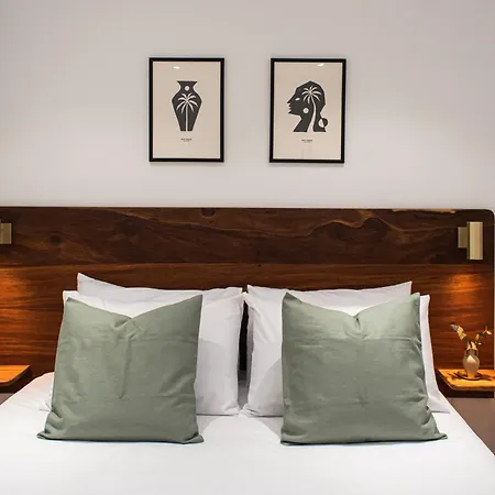 The Haus - Alegria Apartman